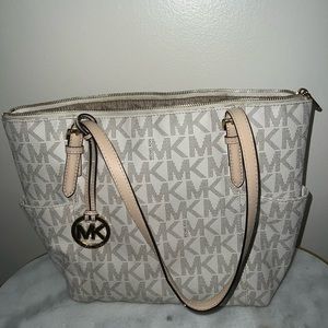 Michael Kors Shoulder Bag